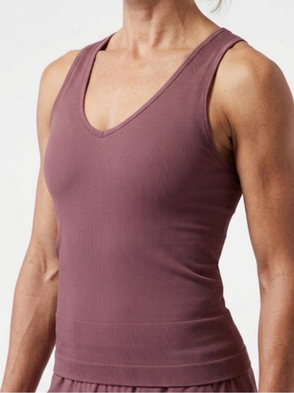 Athleta- AURORA Ribbed V-Neck Tank Top in Dusty Mauve, size Large